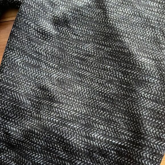 ABS black/gray/white subtle print high waisted leggings. Medium. - Picture 3 of 7